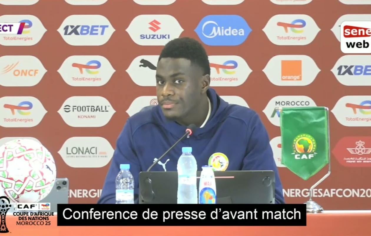 Équipe nationale : Moussa Niakhaté rend un vibrant hommage au « modèle » Kalidou Koulibaly