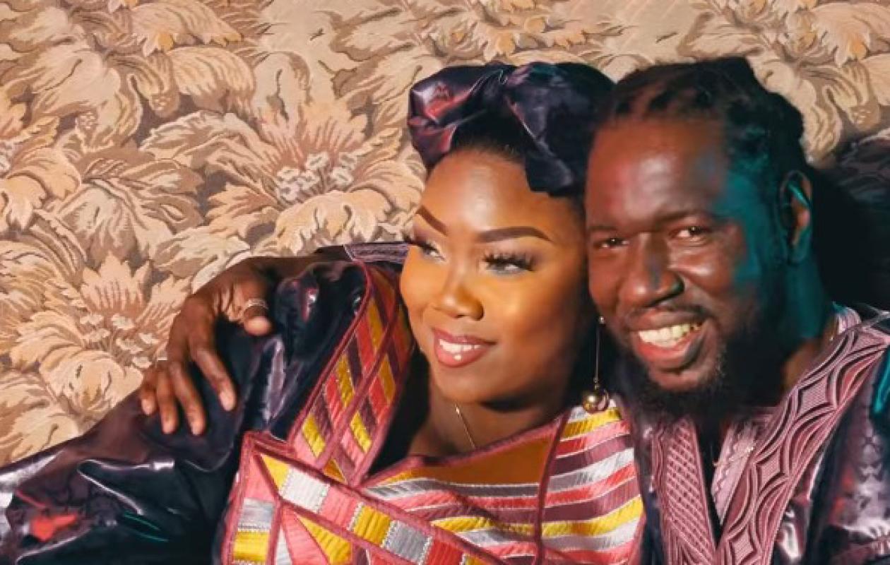 MOUKBY - MALADE D'ELLE