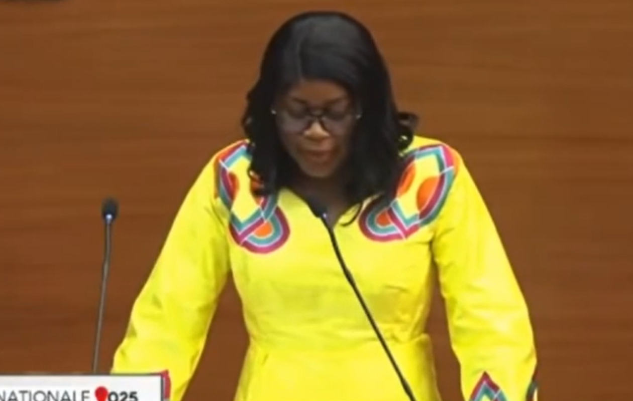 [Insolite] Une députée se lâche sur les difficultés de son statut de célibataire