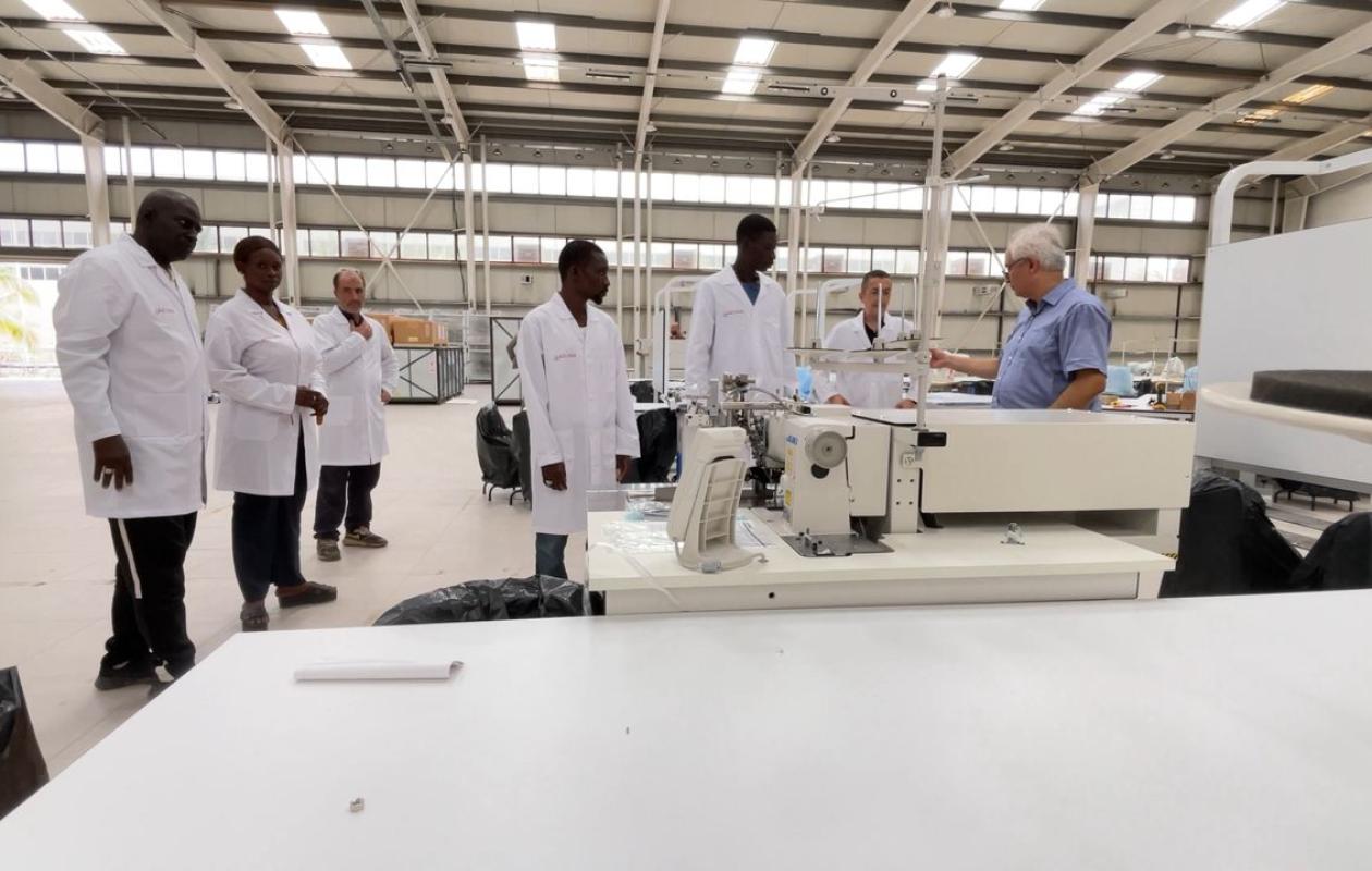 AVCI GLOBAL Lance la Première Phase de Production de Vêtements LAZUMA dans l’une des Usines Textiles Intégrées les Plus Modernes d’Afrique de l’Ouest