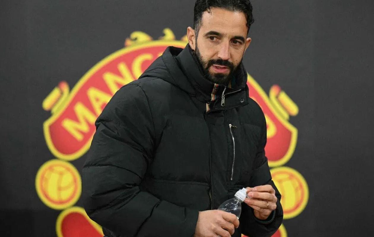 Une star de Premier League vire son agent pour signer à Manchester United