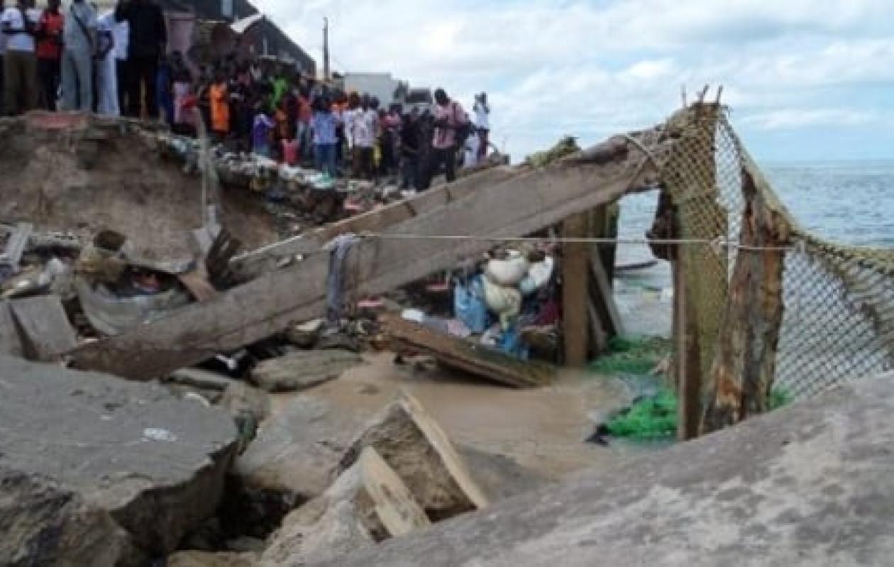 Thiaroye-sur-Mer submergée : le maire appelle l’État à l’aide