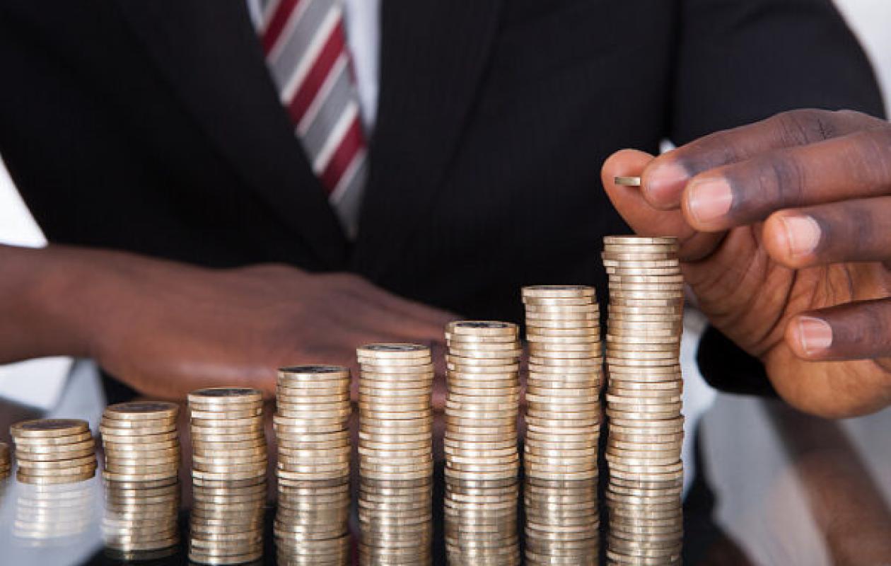 Hausse monétaire au Sénégal face à des risques mondiaux qui fragilisent l’économie
