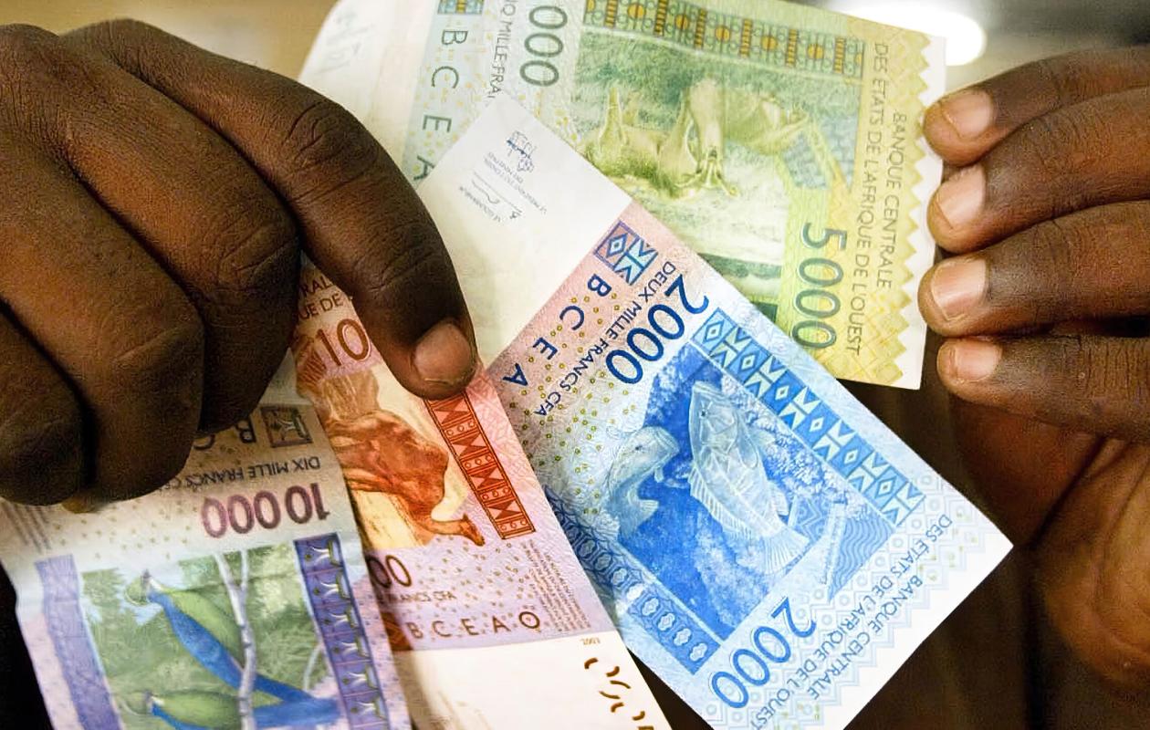 Ancré mais volatile : le paradoxe du franc CFA