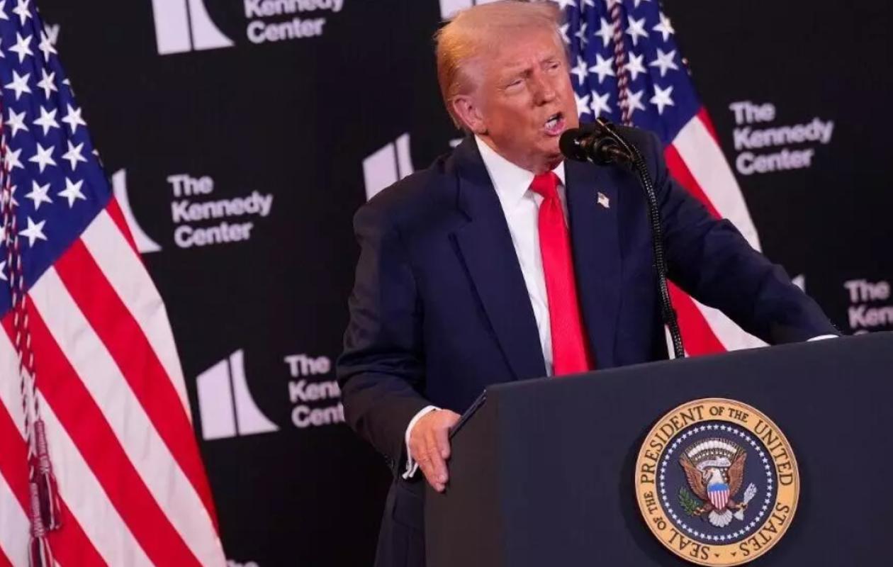 Avant leur rencontre en Alaska, Donald Trump menace Vladimir Poutine en cas d’échec sur l'Ukraine