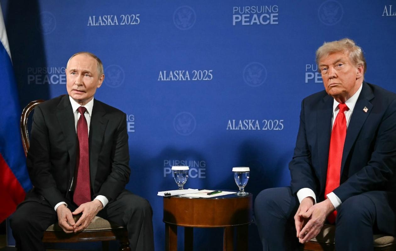 Trump et Poutine achèvent une réunion de près de trois heures