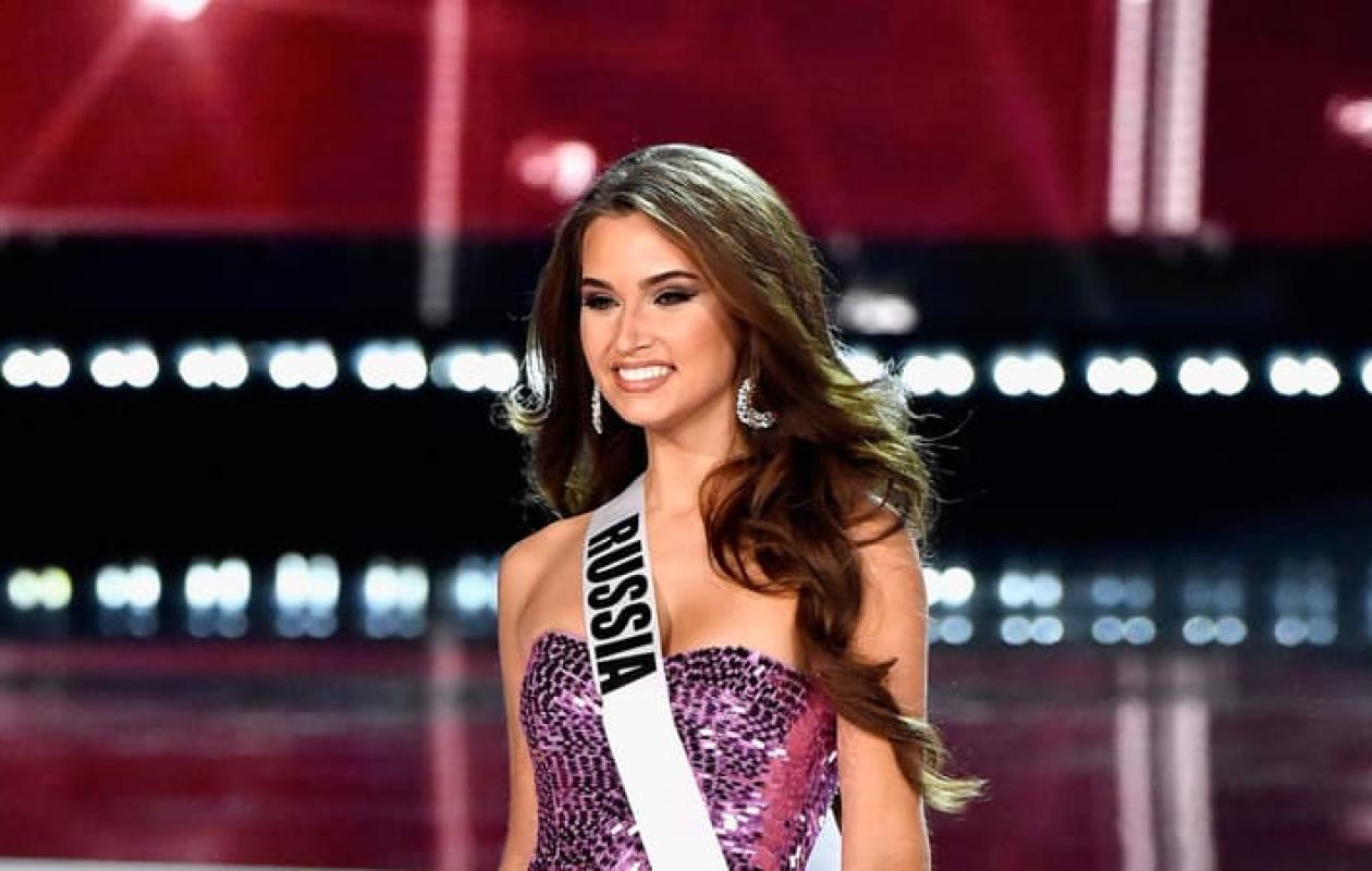 Une ancienne candidate russe de Miss Univers meurt après avoir été percutée par un élan