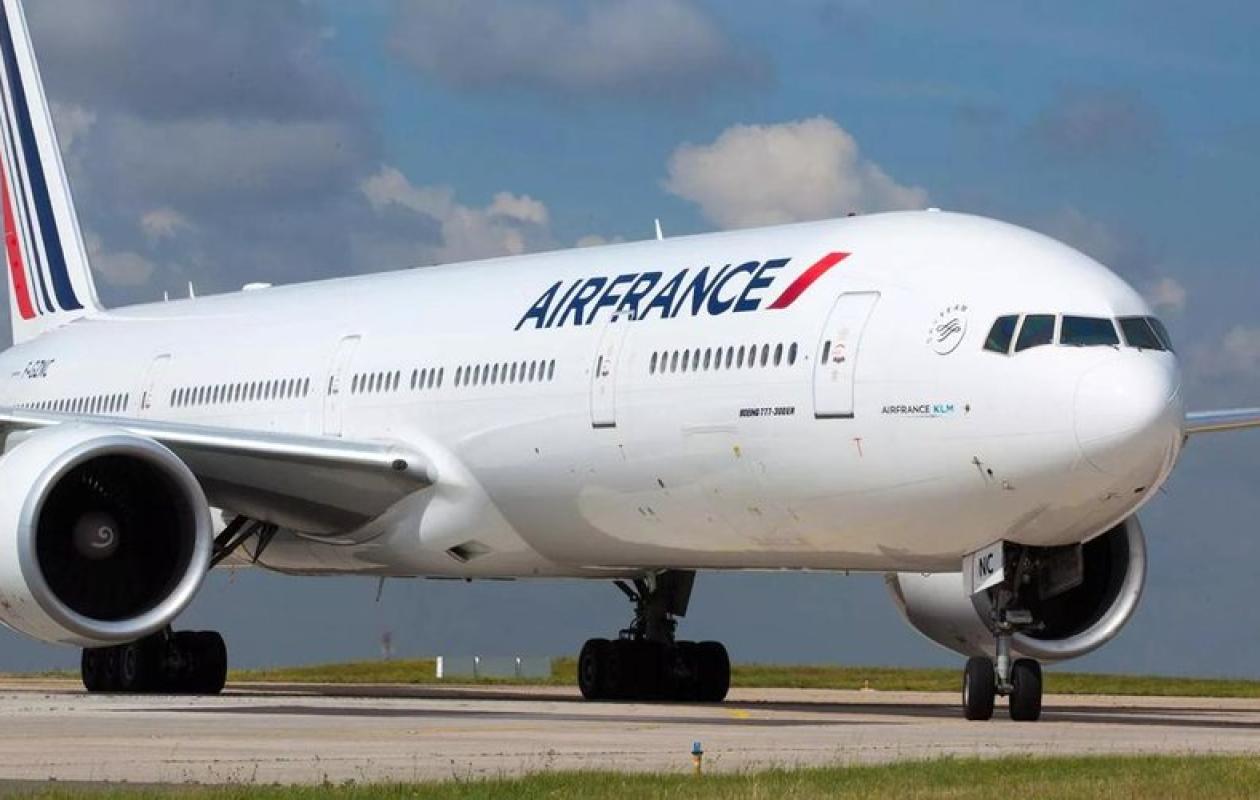 Paris - Dakar : Une passagère agressive d'un vol Air France force l'avion à faire demi-tour