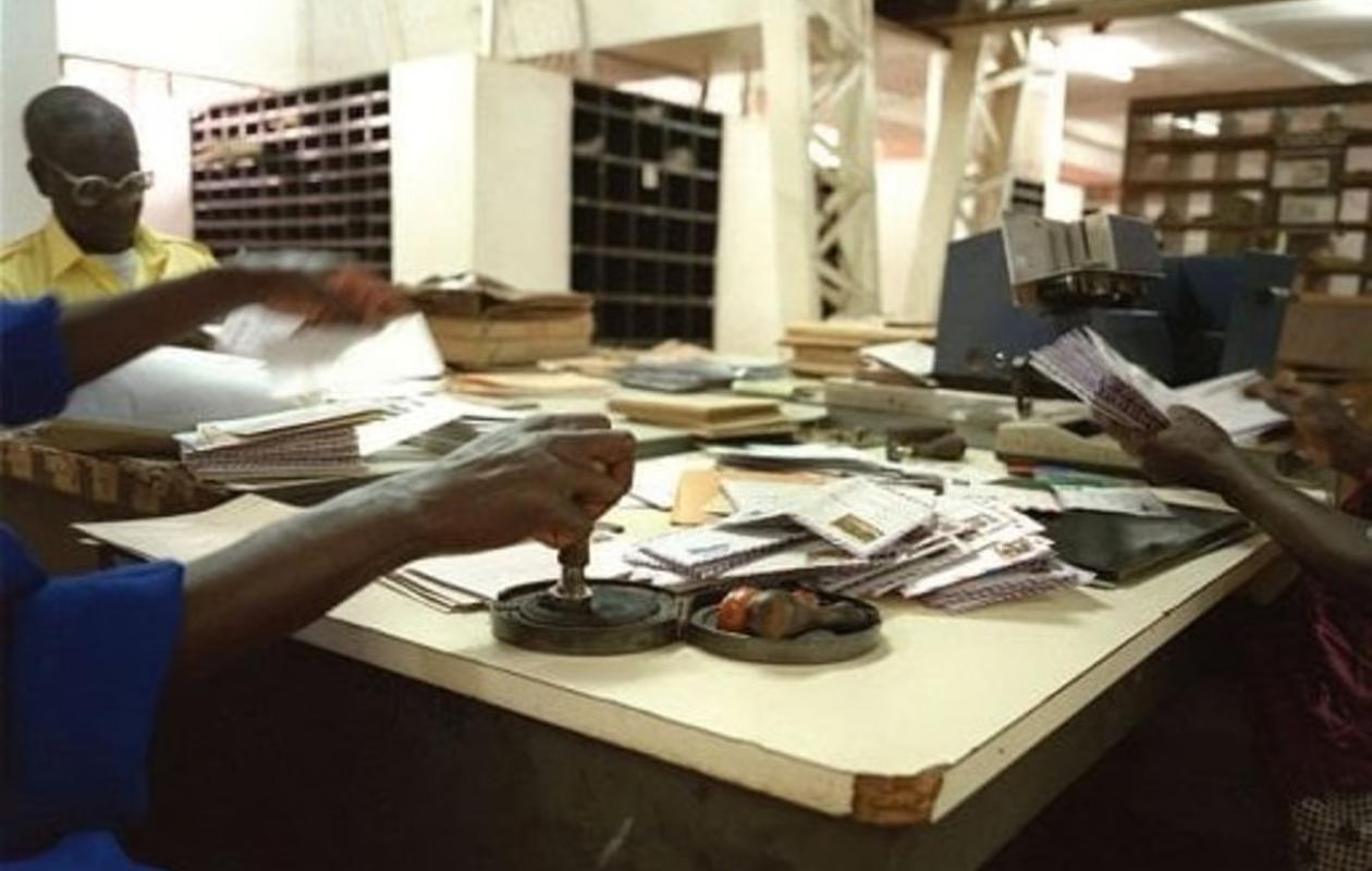 Administration publique au Mali : 36 000 agents fictifs présumés, débusqués