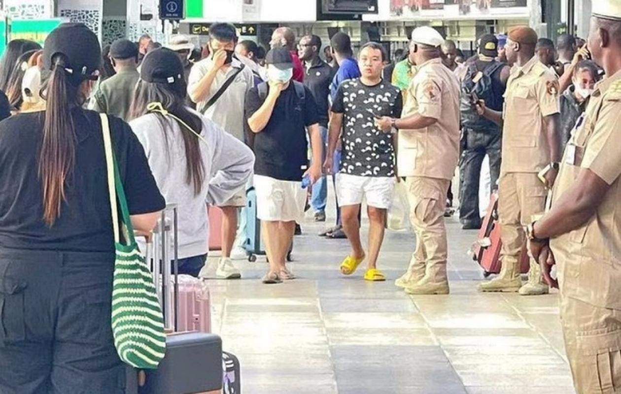 Le Nigeria expulse 50 Chinois et un Tunisien condamnés pour cybercriminalité