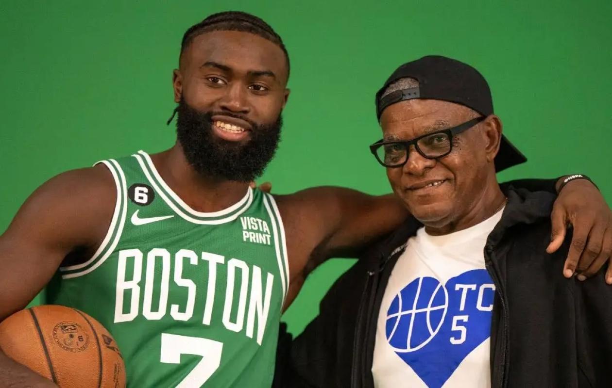 Le père de la star des Celtics Jaylen Brown arrêté à Las Vegas pour tentative de meurtre