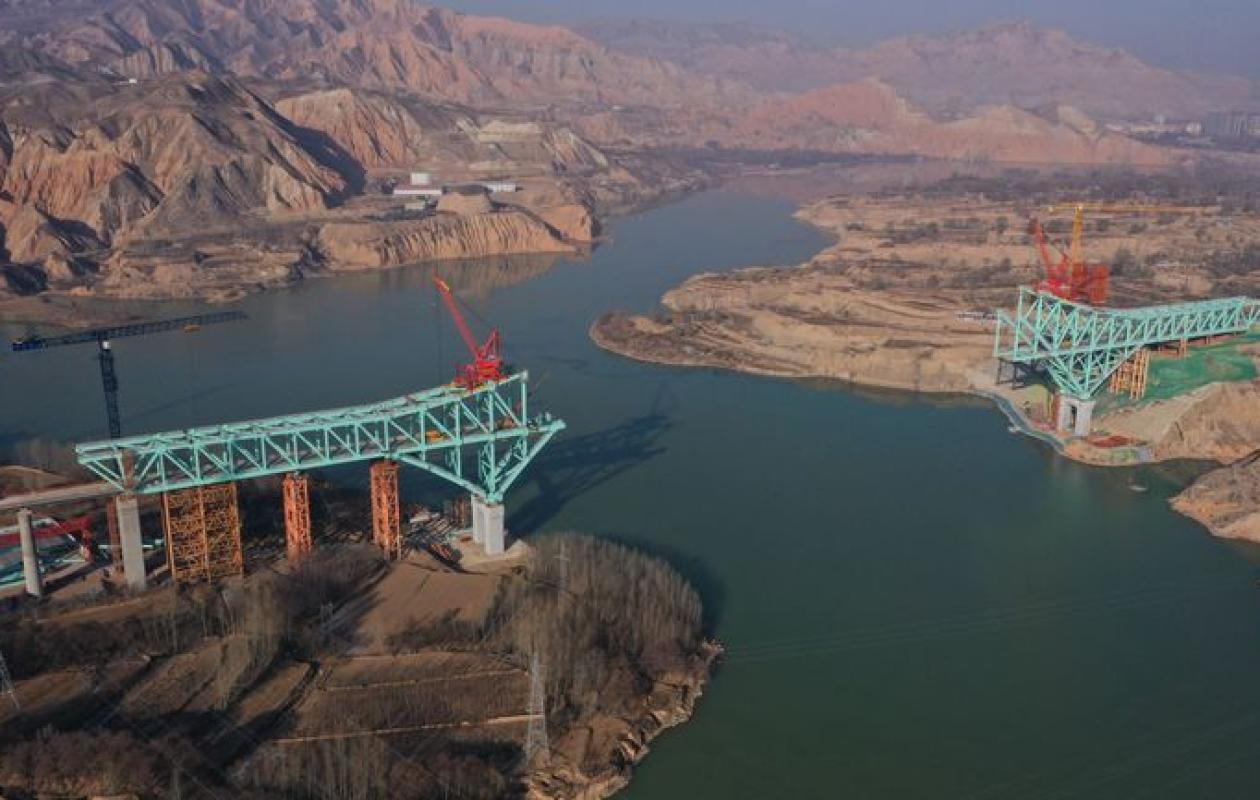Effondrement d’un pont en chantier: 12 ouvriers tués