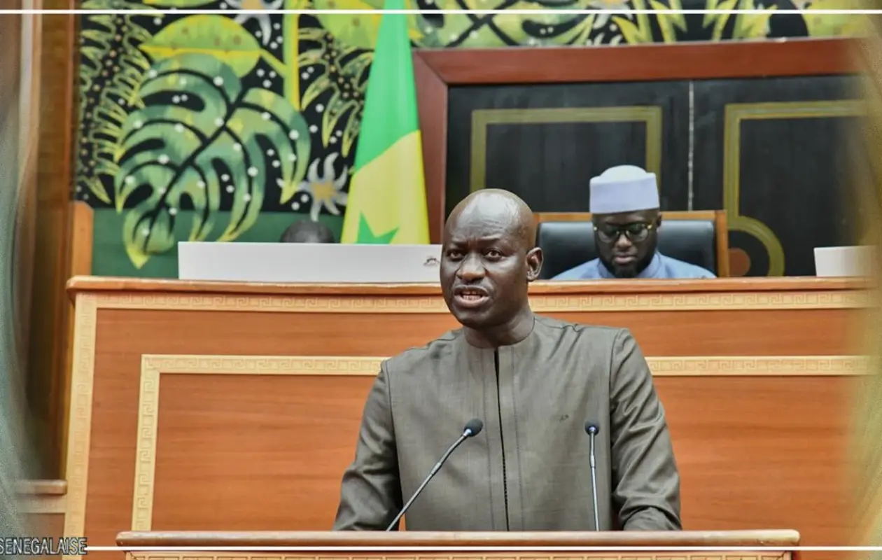 Assemblée nationale : Pluies d’applaudissements après l’élection d’Abass Fall comme maire de Dakar