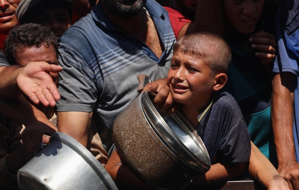 "Plus la force de pleurer": Save the Children décrit la lente agonie d'enfants de Gaza