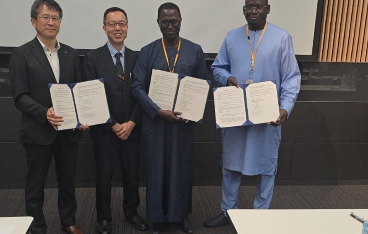 Lutte contre la Tuberculose au Sénégal : Le Ministère de la Santé scelle un accord tripartite avec Carrefour Médical et Fujifilm