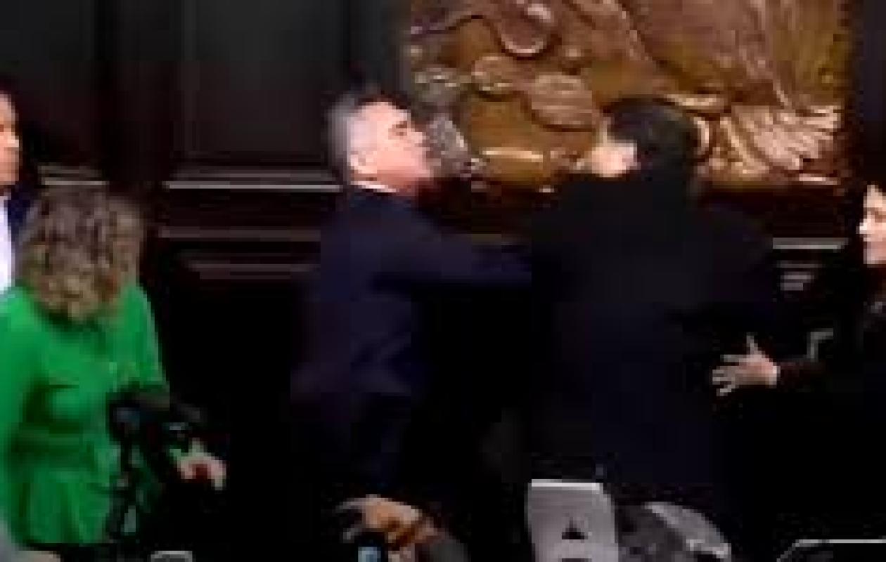 Vidéo. Bagarre éclate entre les législateurs au Sénat mexicain
