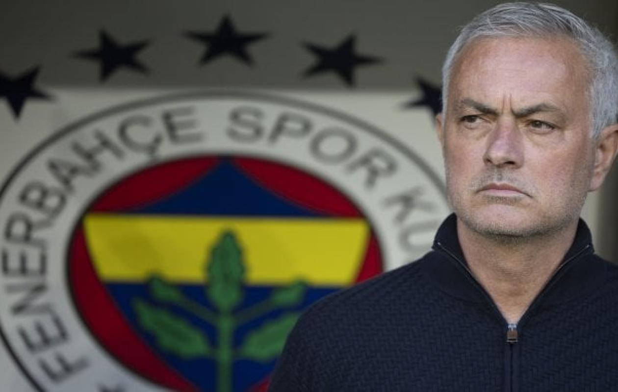 José Mourinho débarqué par Fenerbahçe après une année sans miracle