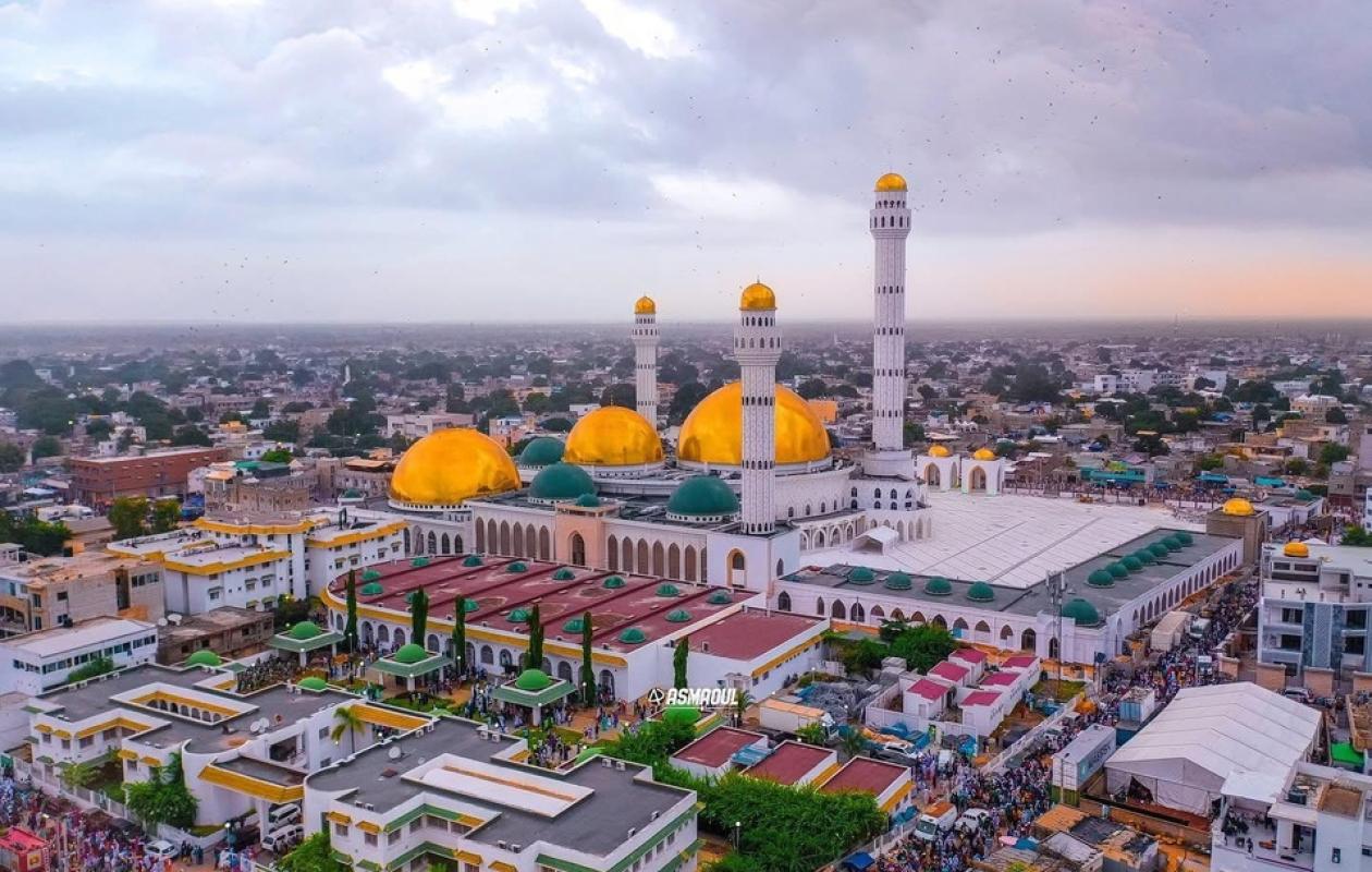 Gamou 2025 : polémique autour des emballages décorés de portraits de guides religieux au Sénégal
