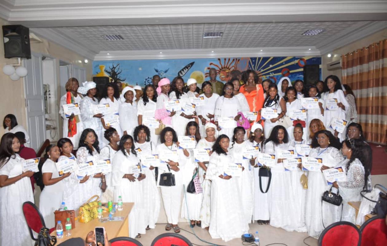 Rufisque : Le PASIC enrôle 237 Coiffeuses en masterclass maquillage et coiffure