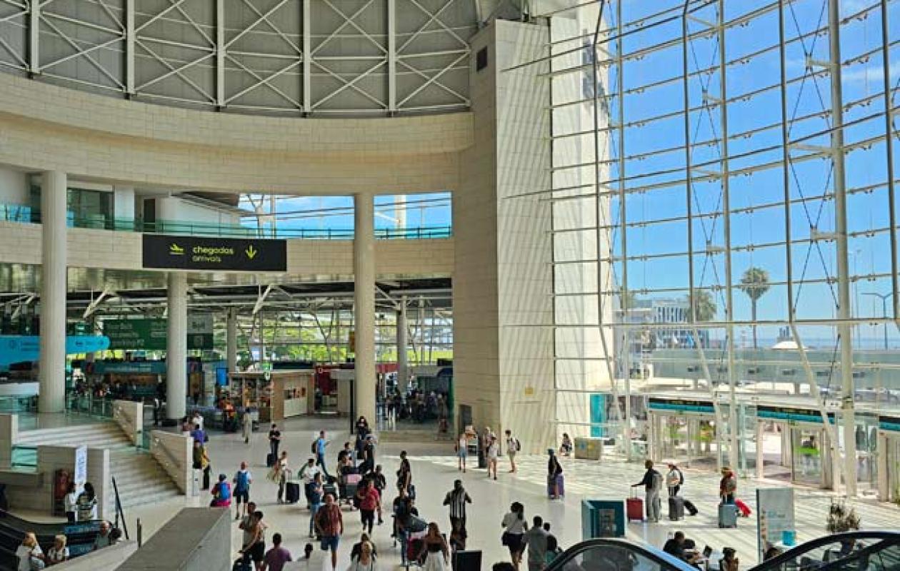 Une trentaine d'étudiants de Guinée-Bissau retenus à l'aéroport de Lisbonne