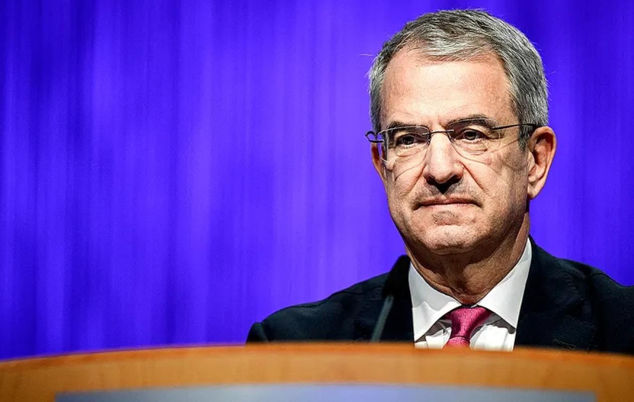 Nestlé licencie son directeur général pour cause de relation amoureuse non déclarée "avec une subordonnée directe"
