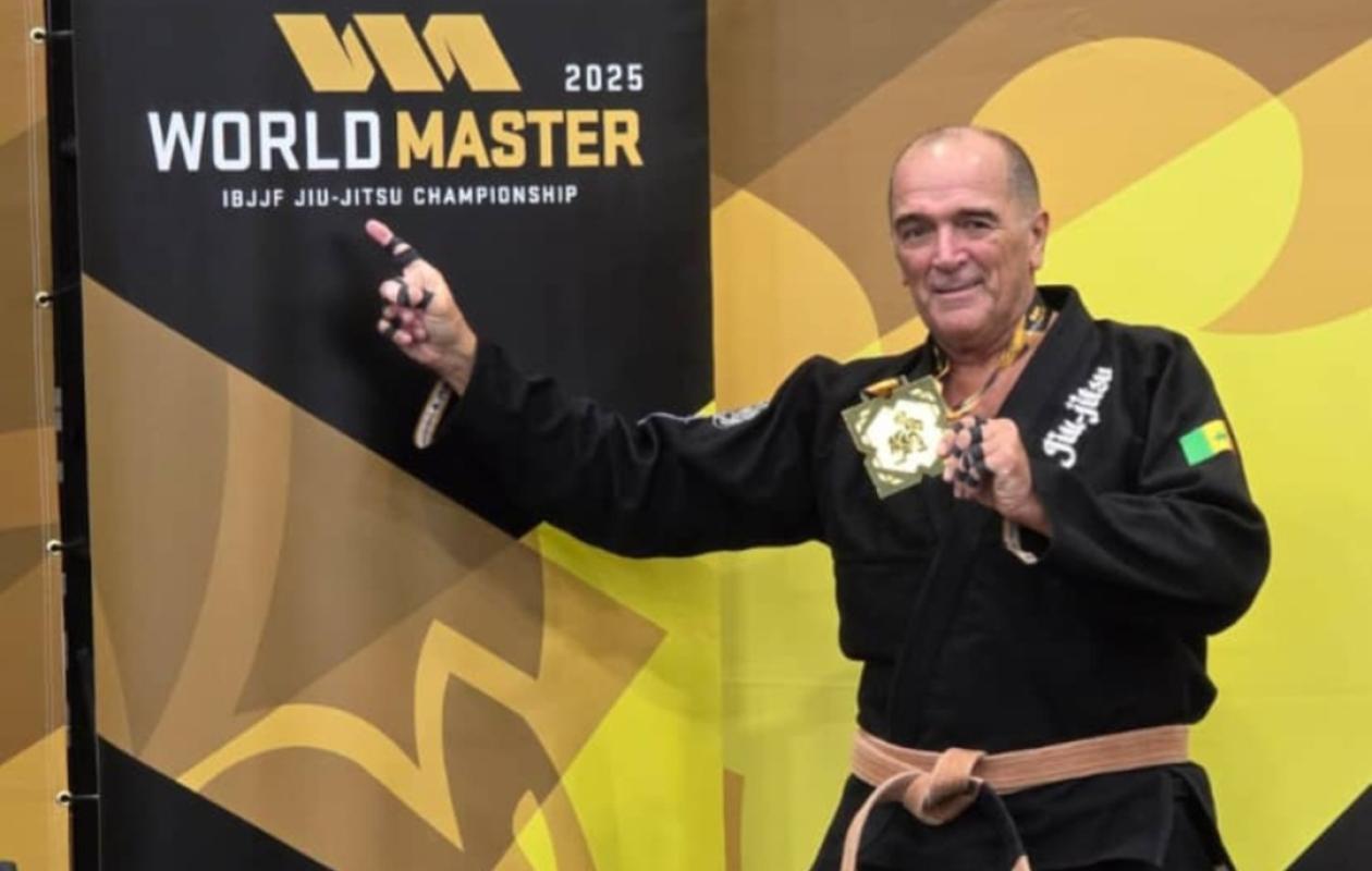 Dakar célèbre Pierre Laurent, roi du jiu-jitsu brésilien à 65 ans