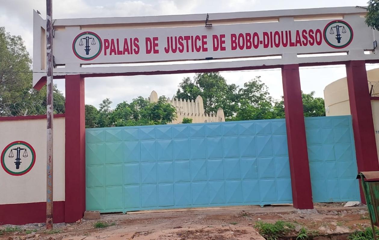 Burkina Faso : Deux acteurs judiciaires incarcérés dans une affaire de fraude foncière
