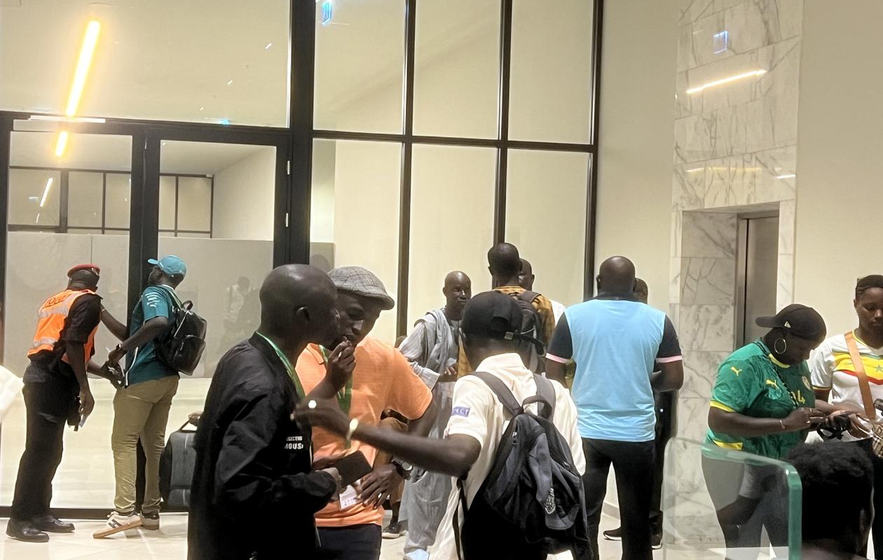 Polémique autour des accréditations et des zones mixtes lors du match Sénégal-Soudan : Les journalistes dénoncent favoritisme et discrimination