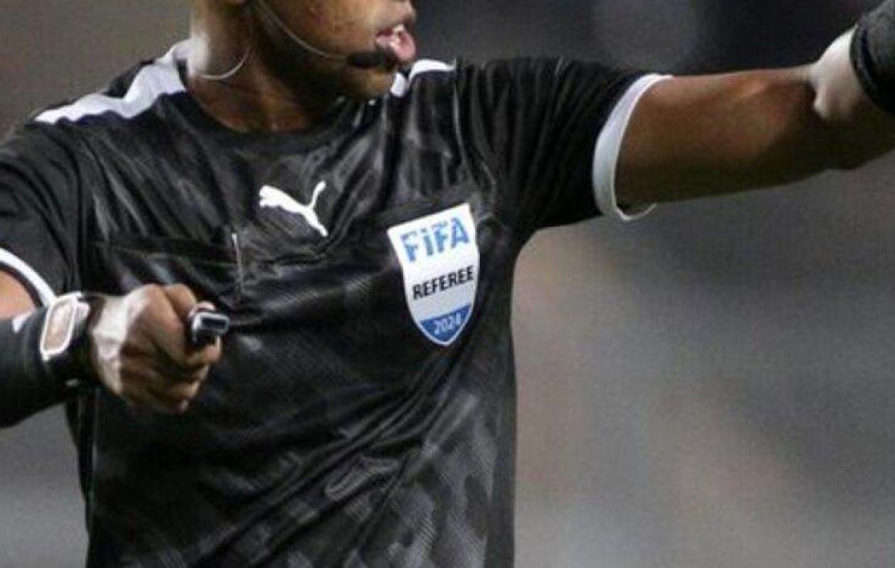 RDC - Sénégal : un jeune arbitre au sifflet