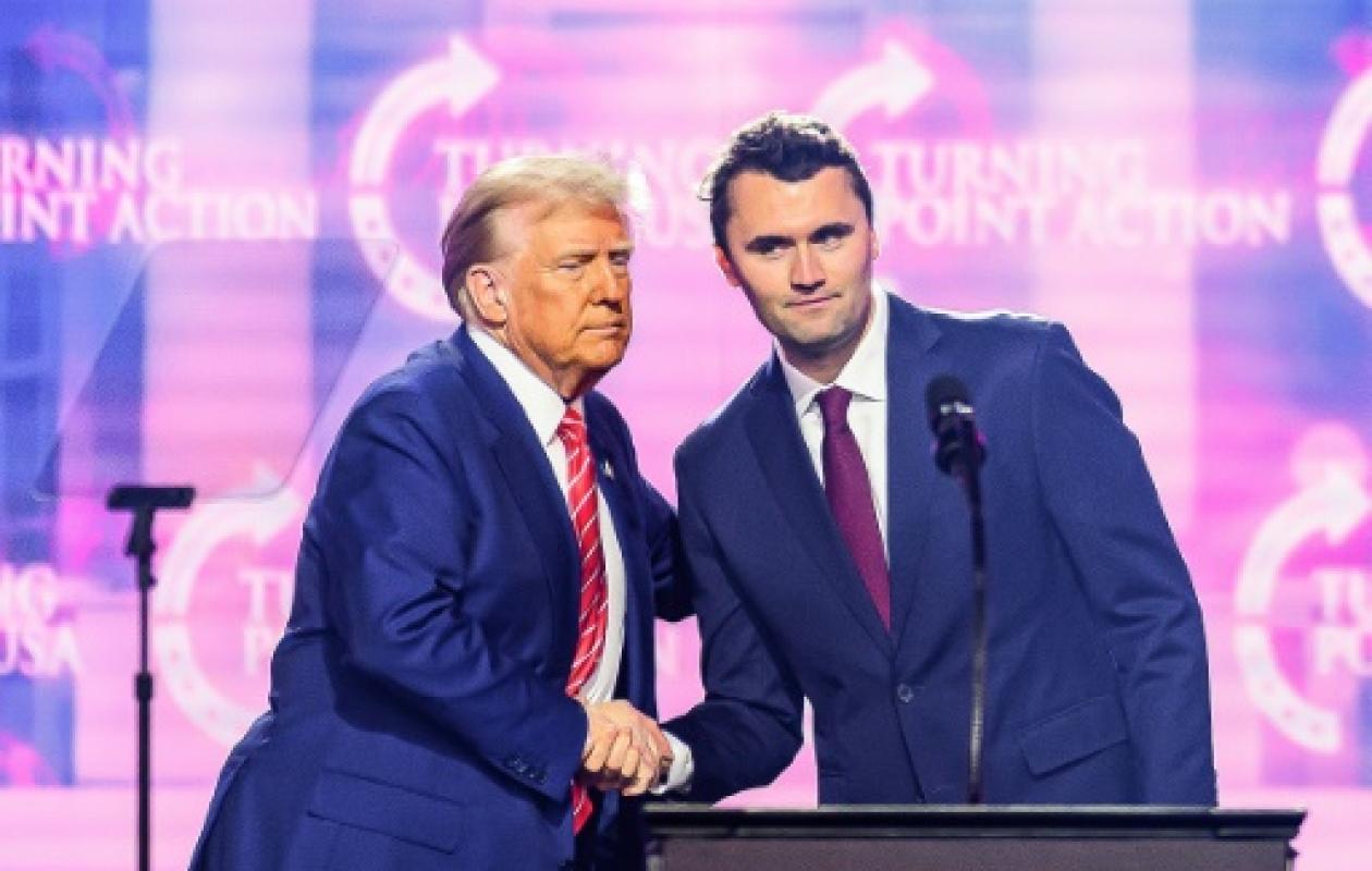 Chasse à l'homme aux Etats-Unis pour retrouver le tueur de Charlie Kirk, un allié de Donald Trump