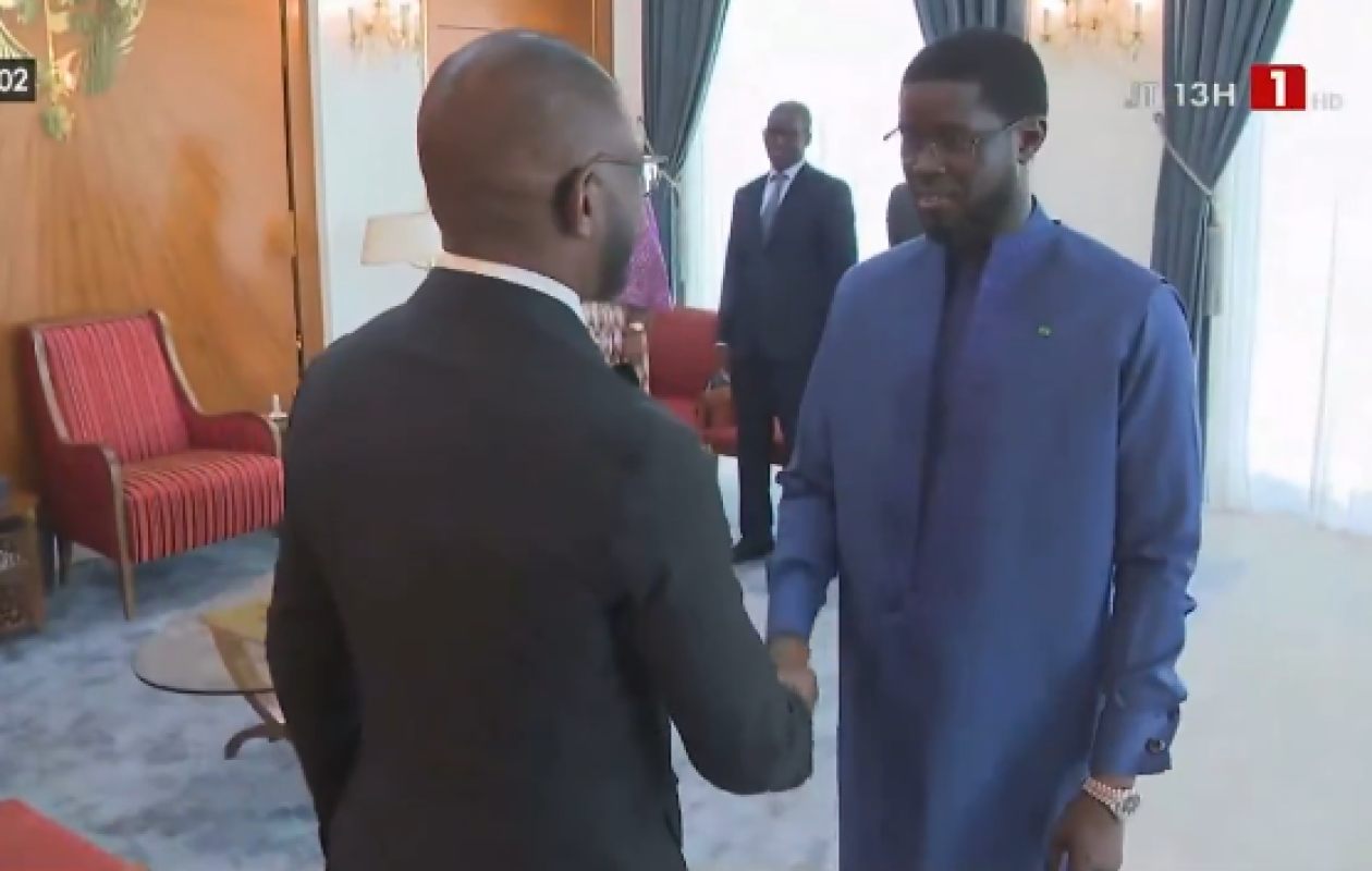 Diomaye Faye reçoit en audience le président du conseil d’administration d’Ecobank
