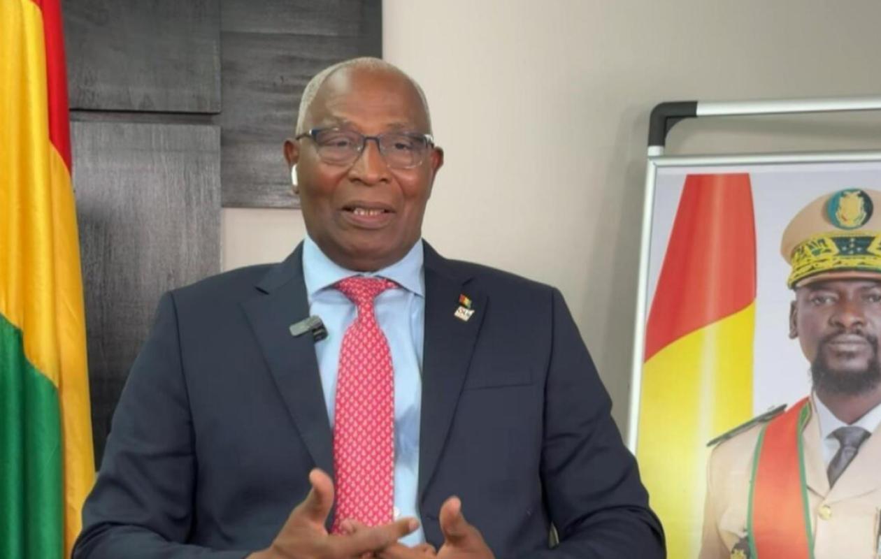 Référendum en Guinée : Le Premier ministre Bah Oury vote à Lambanyi et répond à l’opposition