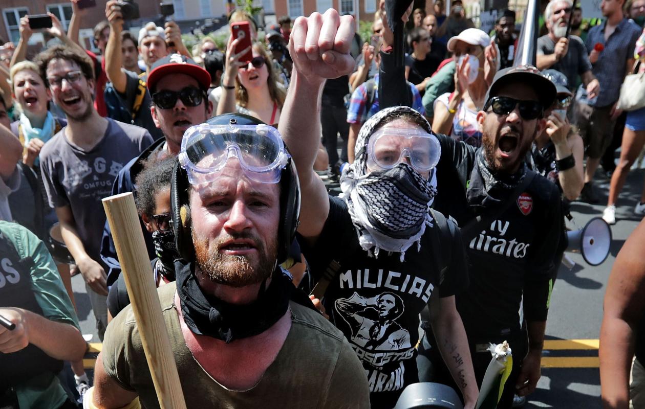 Qu'est-ce que le mouvement "Antifa" classé "terroriste" par Trump?
