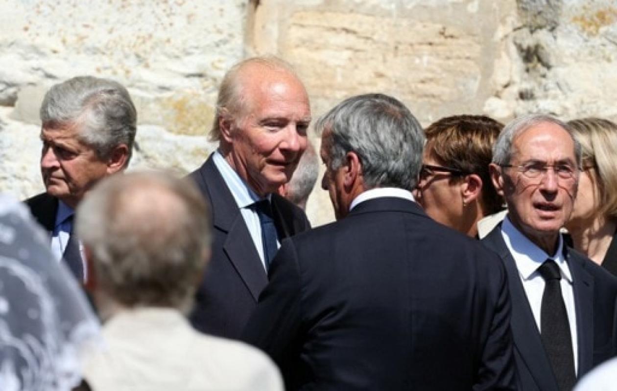 Procès libyen: Deux anciens ministres français condamnés à six et deux ans de prison