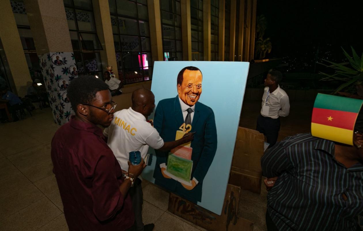 Cameroun: le président Biya, candidat invisible à la veille de la campagne