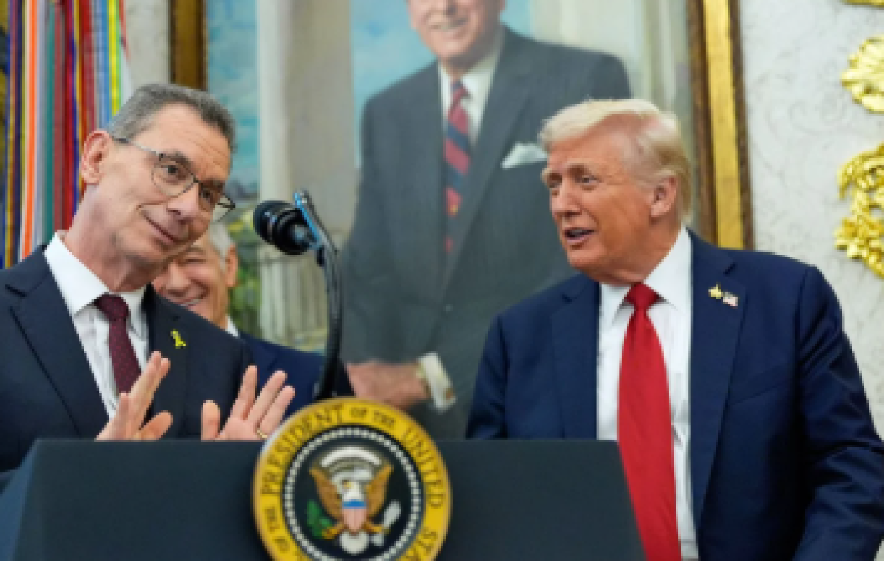 Etats-Unis : « Une victoire historique »… Trump et Pfizer annoncent un accord pour réduire le prix des médicaments