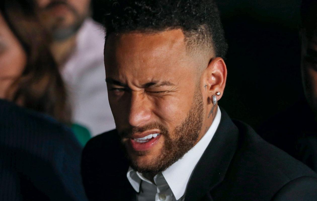 Brésil : Neymar « accro au whisky et à la chicha » ?