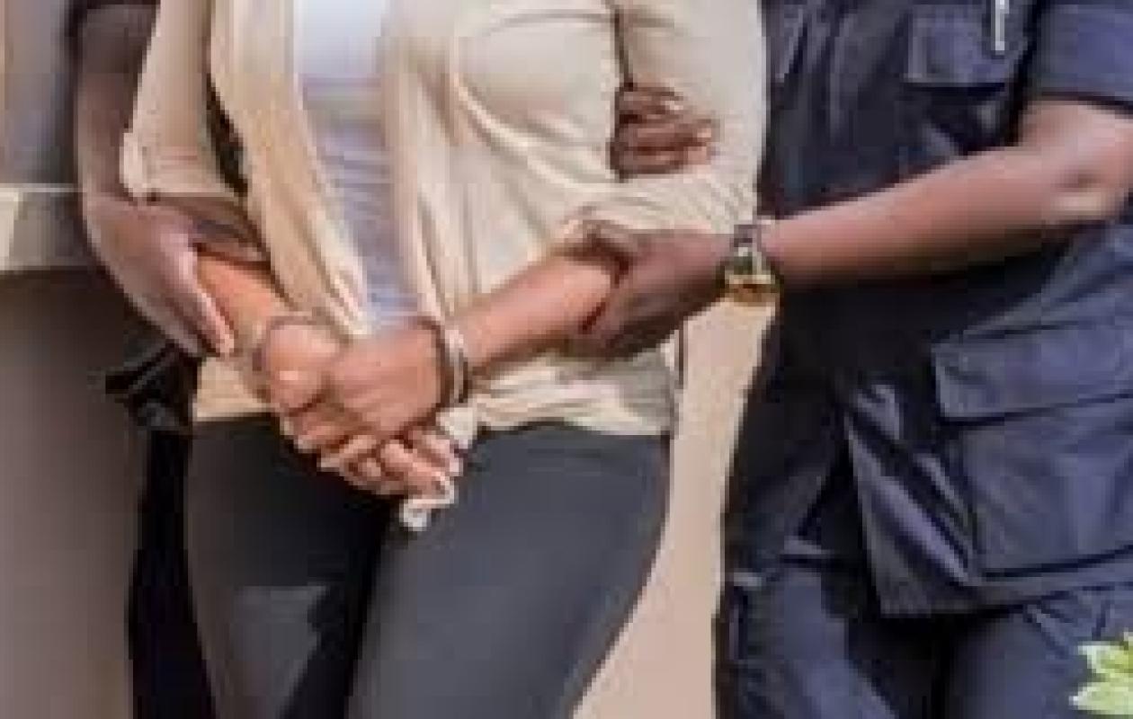 Femme arrêtée avec du "yamba" à Touba : Le film de l'opération fructueuse des Baye Fall