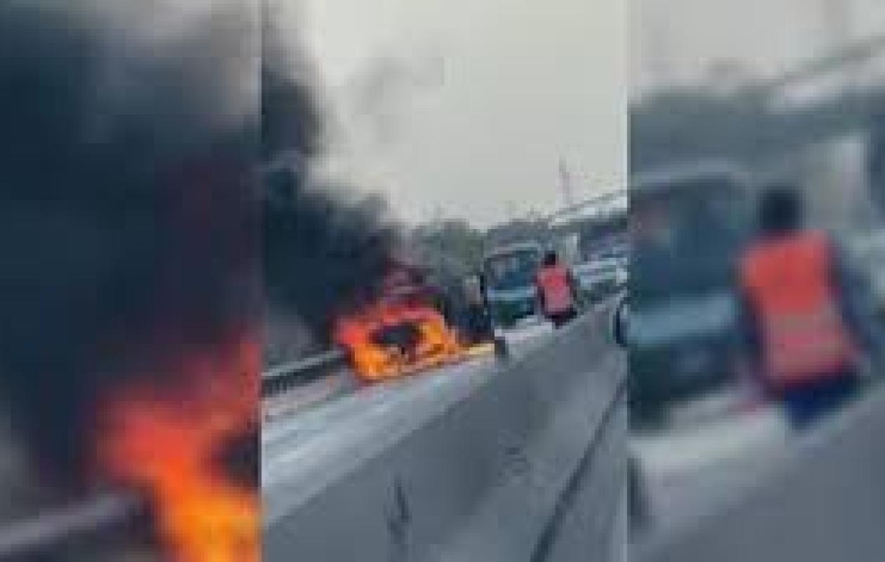 Véhicule en feu sur le péage : Trafic fortement perturbé