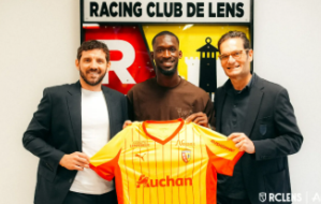 Ligue 1 française : Abdallah Sima retrouve le sourire avec Lens
