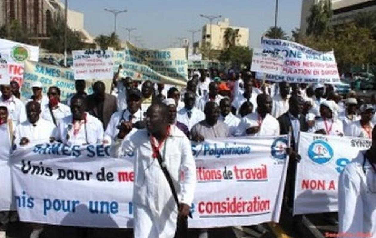 Santé : le SUTSAS dénonce un décret de “déstructuration” du système sanitaire et social