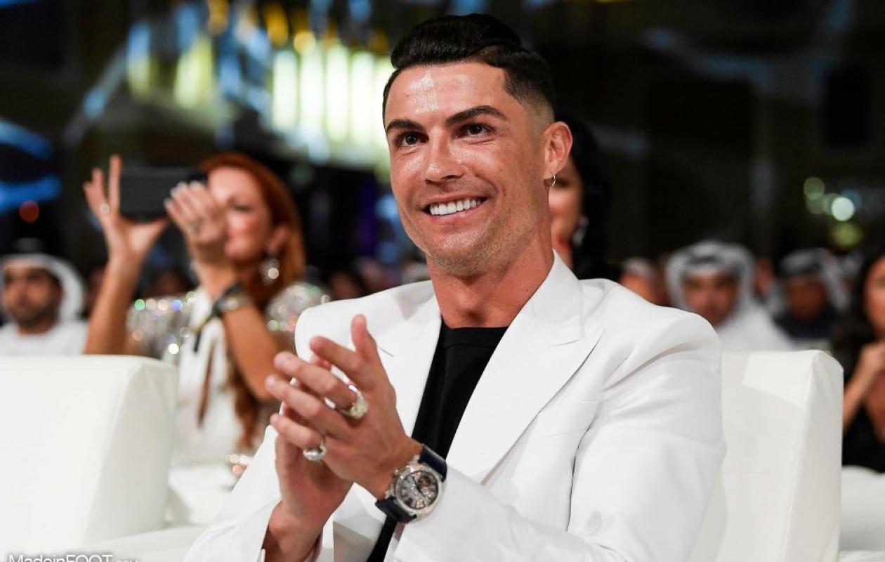 Cristiano Ronaldo explose un plafond de verre: le Portugais devient le premier footballeur milliardaire