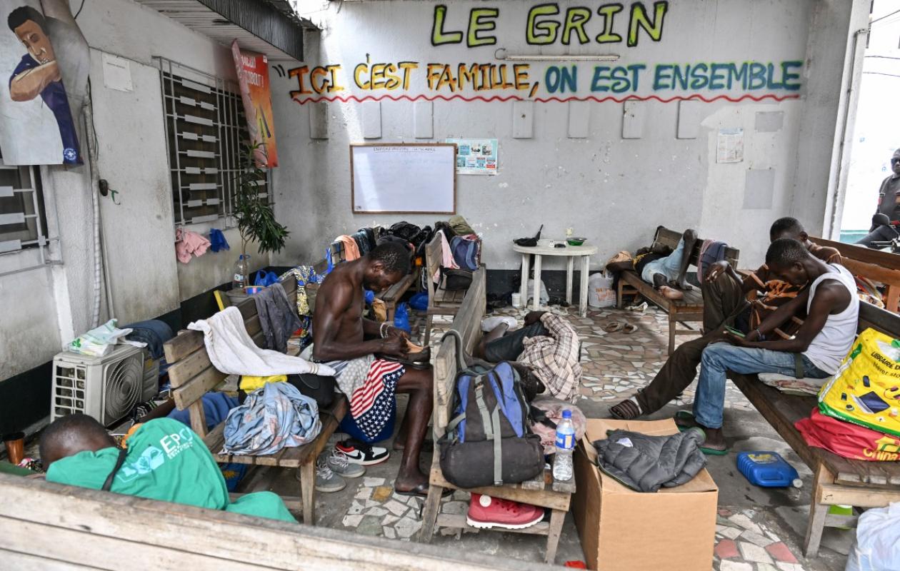 A Abidjan, un centre d'accueil pour sortir de la drogue et des "fumoirs"