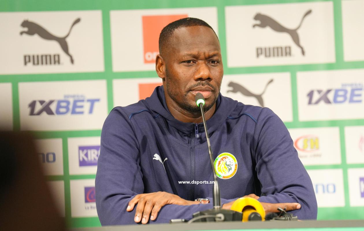 Pape Thiaw, sélectionneur des Lions: «Nous ne calculons pas ce qui se passe entre la RD Congo et le Togo»