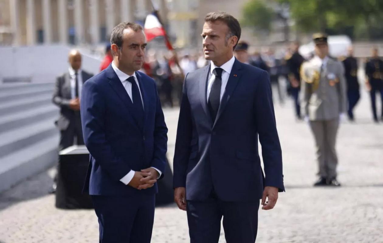 Seul contre tous, Emmanuel Macron renvoie le "moine soldat" Lecornu affronter la censure