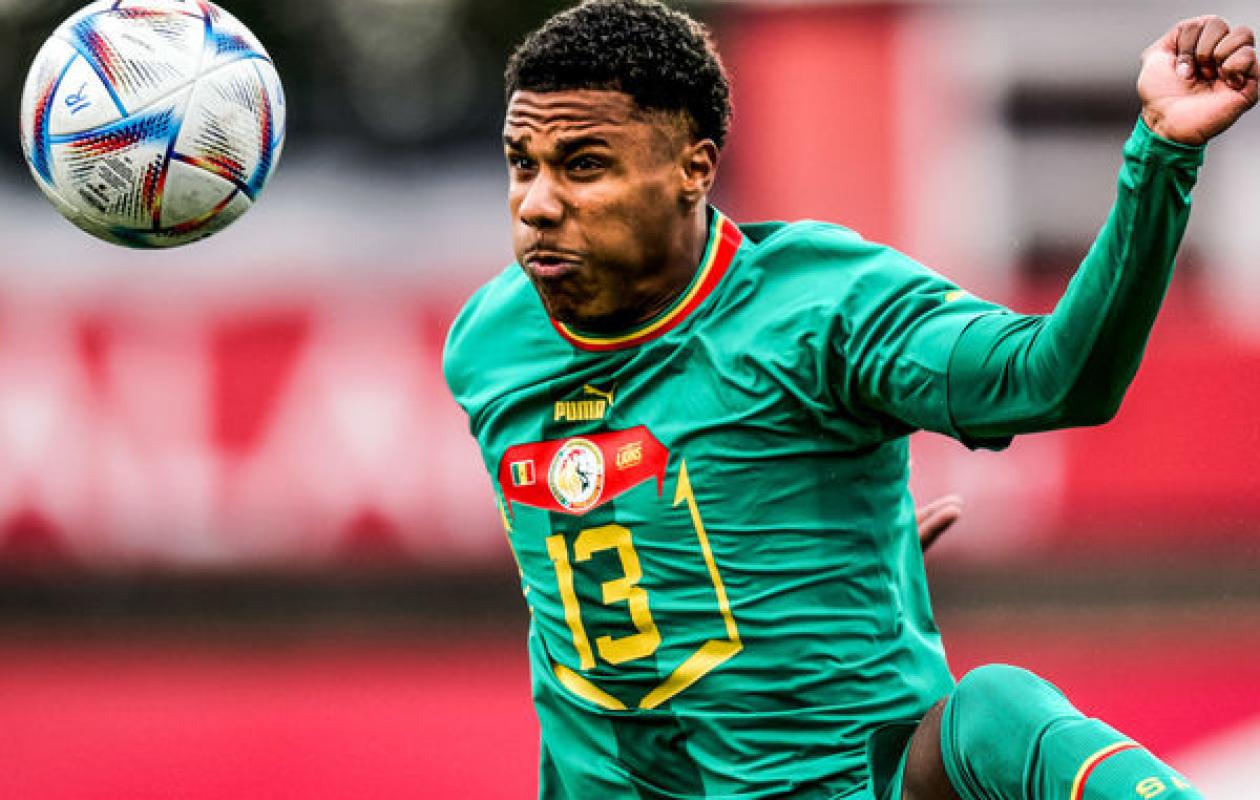 Football : Ismail Jacobs rejoint les lions