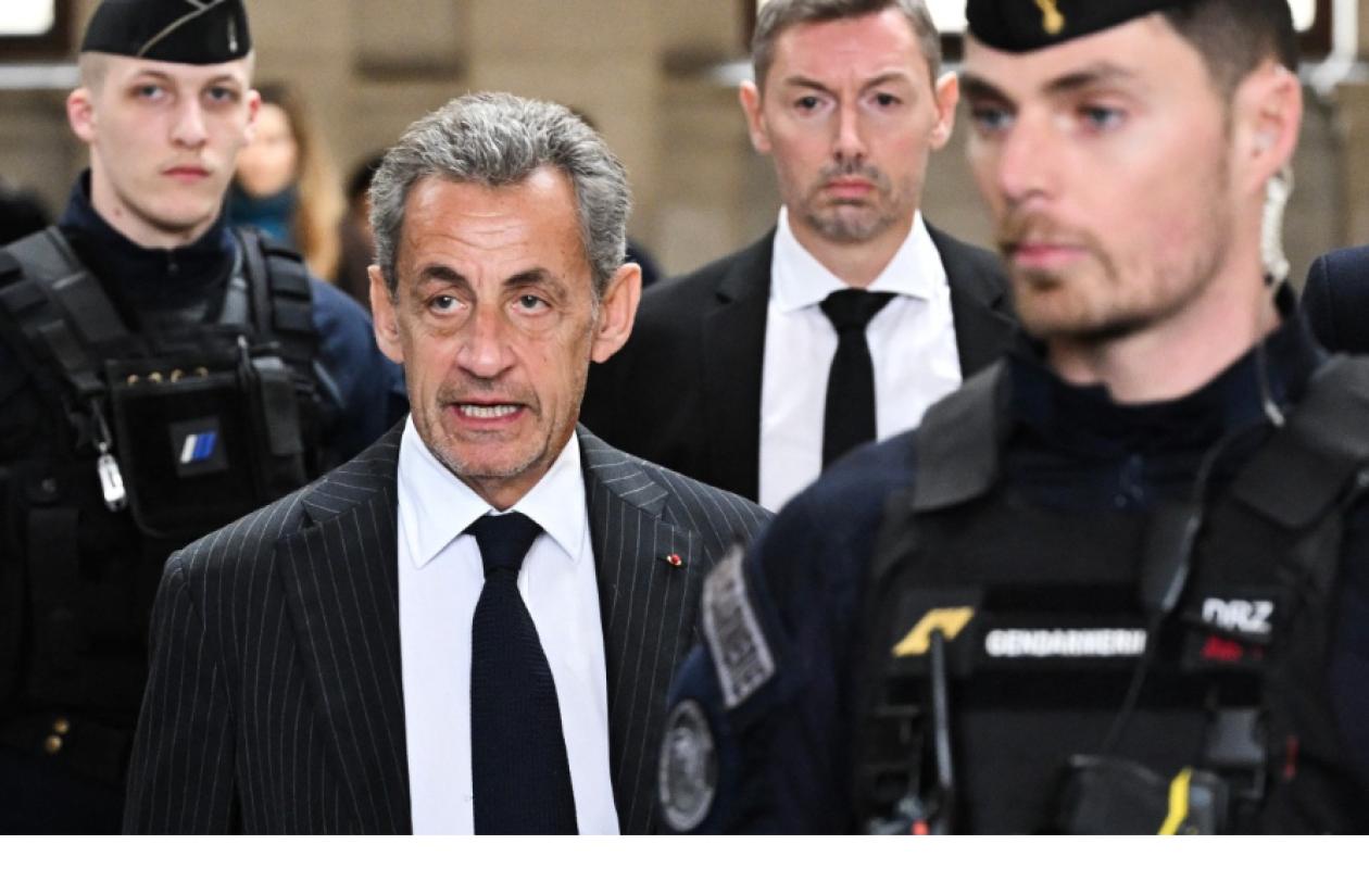 Sarkozy derrière les barreaux mardi, une première pour un ex-président français