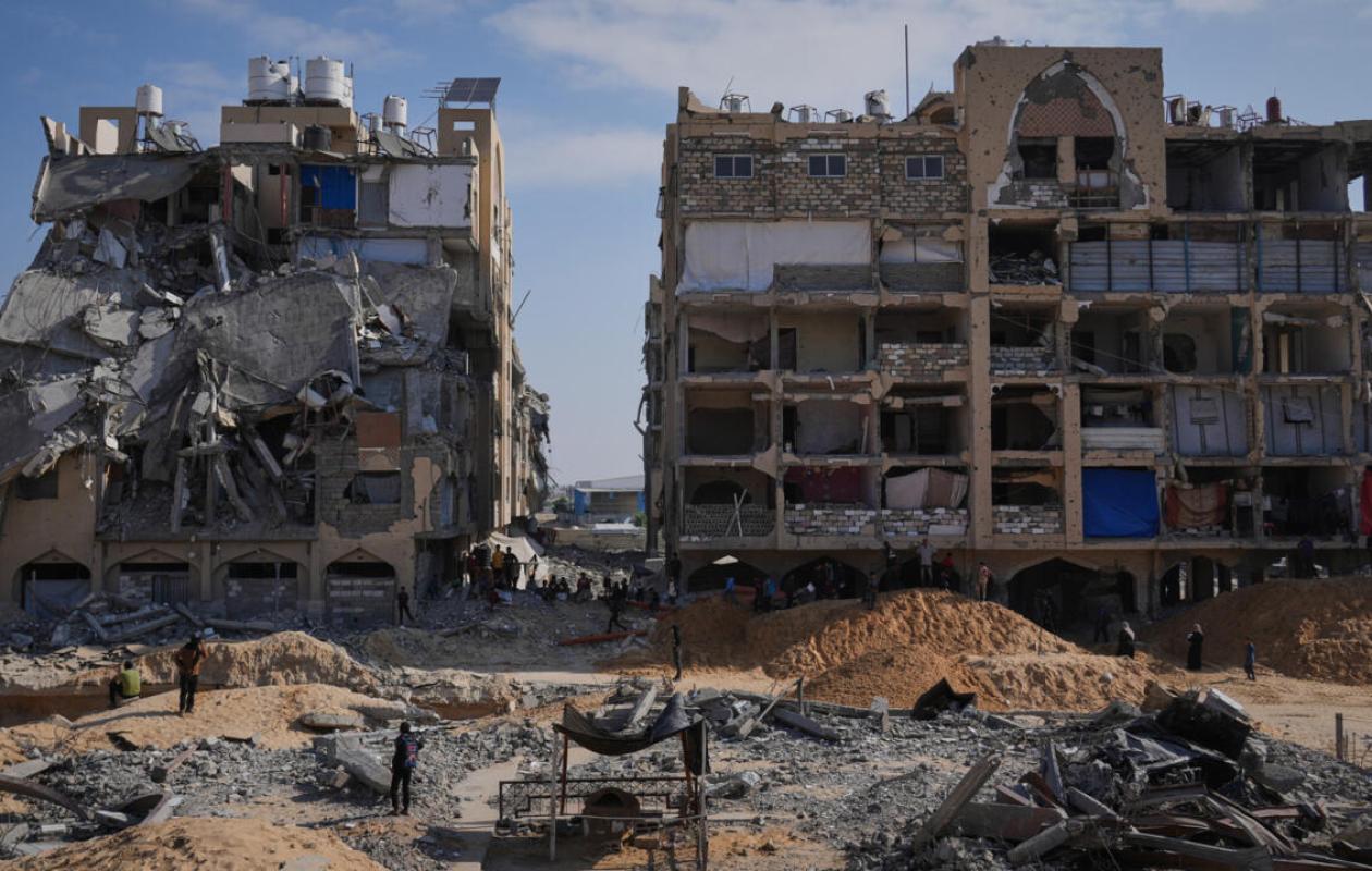 Gaza: la Défense civile fait état de 15 personnes tuées dimanche dans des frappes israéliennes
