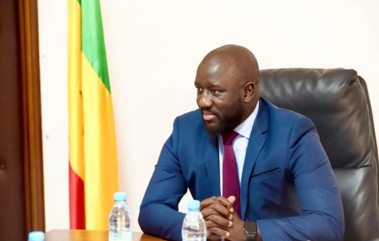 Alioune Sall salue la mémoire d'Abdou Aziz Mbaye :  « voix emblématique du patrimoine immatériel »