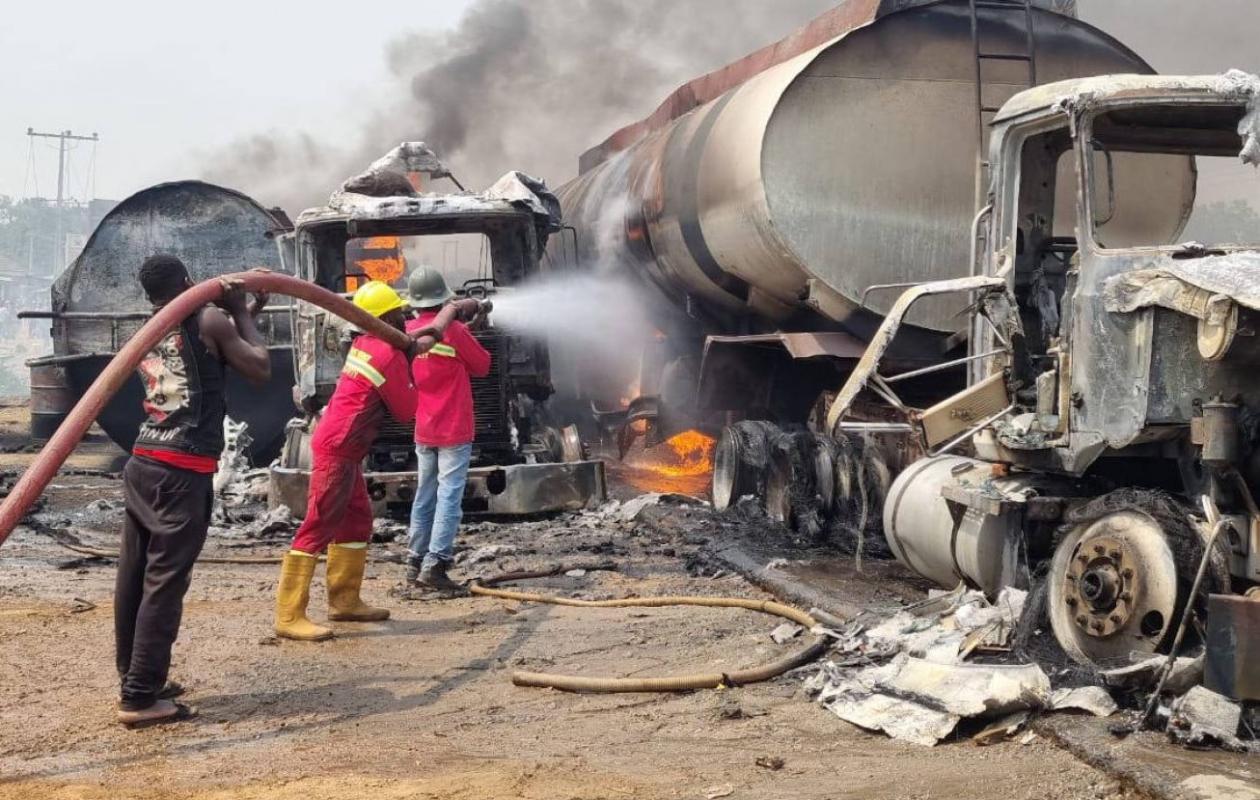 Explosion d’un camion citerne au Nigeria: le bilan s’alourdit à 39 morts et 60 blessés (secours)